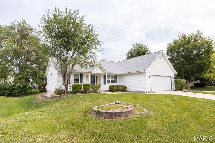 3246 Hunters Way, Belleville, IL 62221 - #2