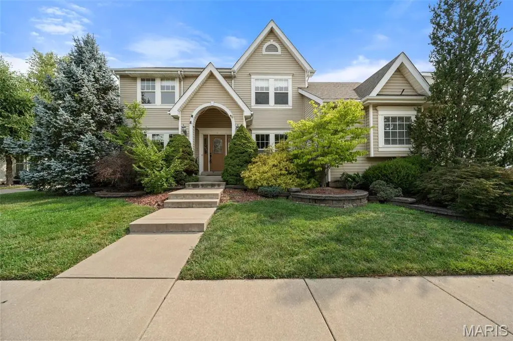 317 Lake Side View Lane, Saint Peters, MO 63376 - #1