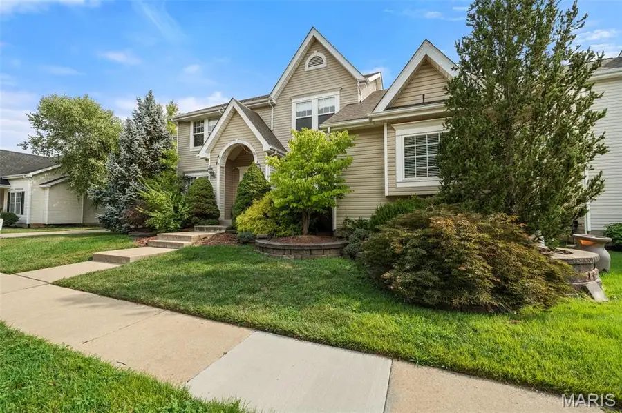 317 Lake Side View Lane, Saint Peters, MO 63376 - #2