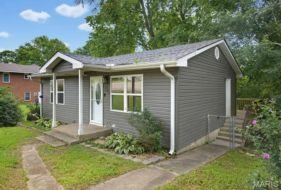 704 Union Street, Marble Hill, MO 63764 - #3