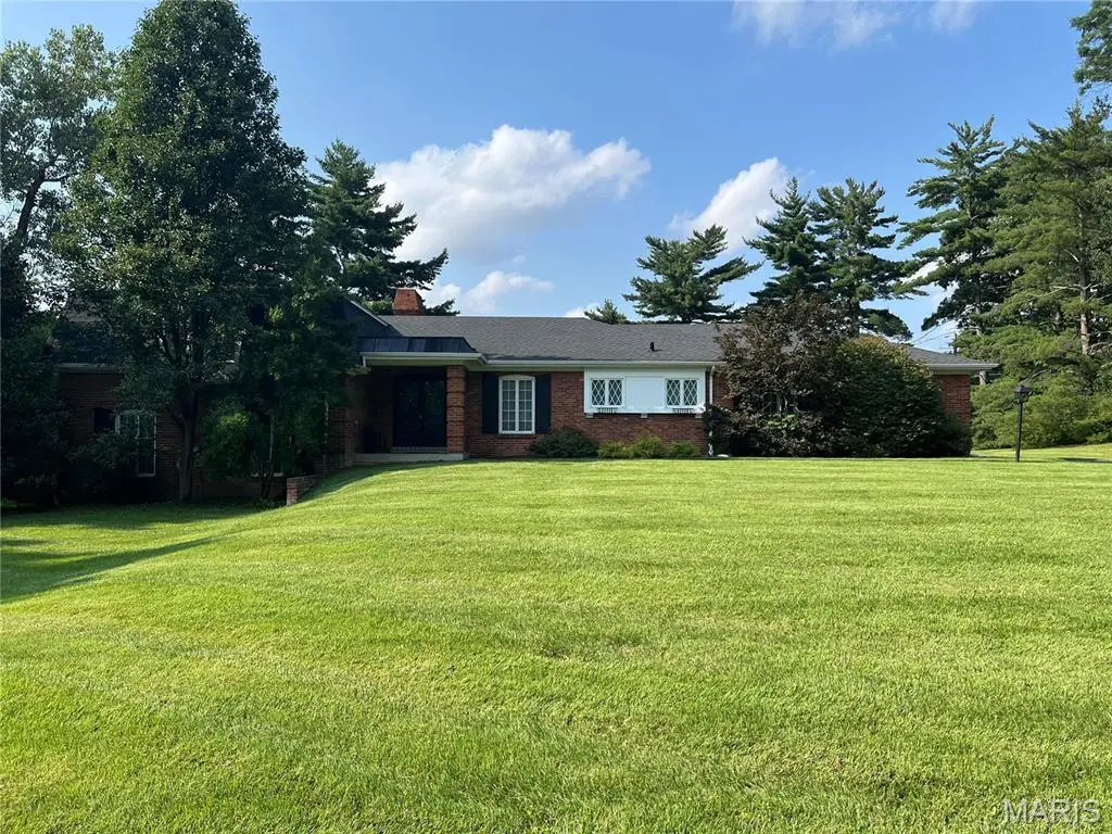 11631 Fallbrook Drive, Missouri River, MO 63131 - #1