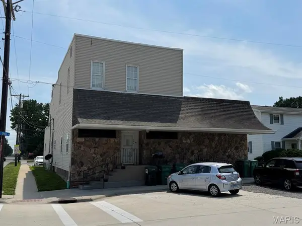 590 S 2nd Street, Breese, IL 62230