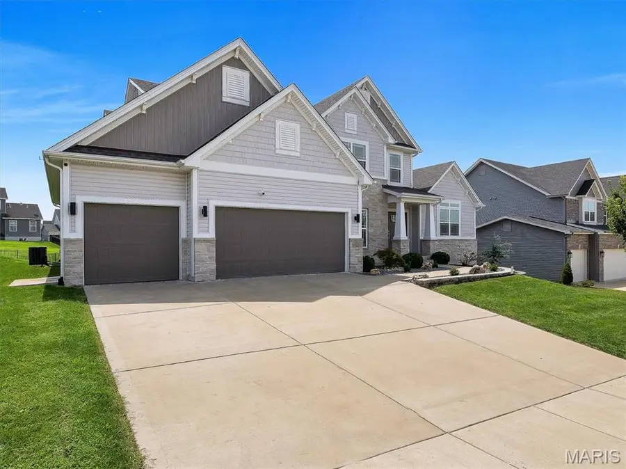 502 Leaning Woods Street, Saint Charles, MO 63301 - #2