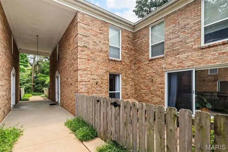 418 Colony Woods Drive, Kirkwood, MO 63122 - #3