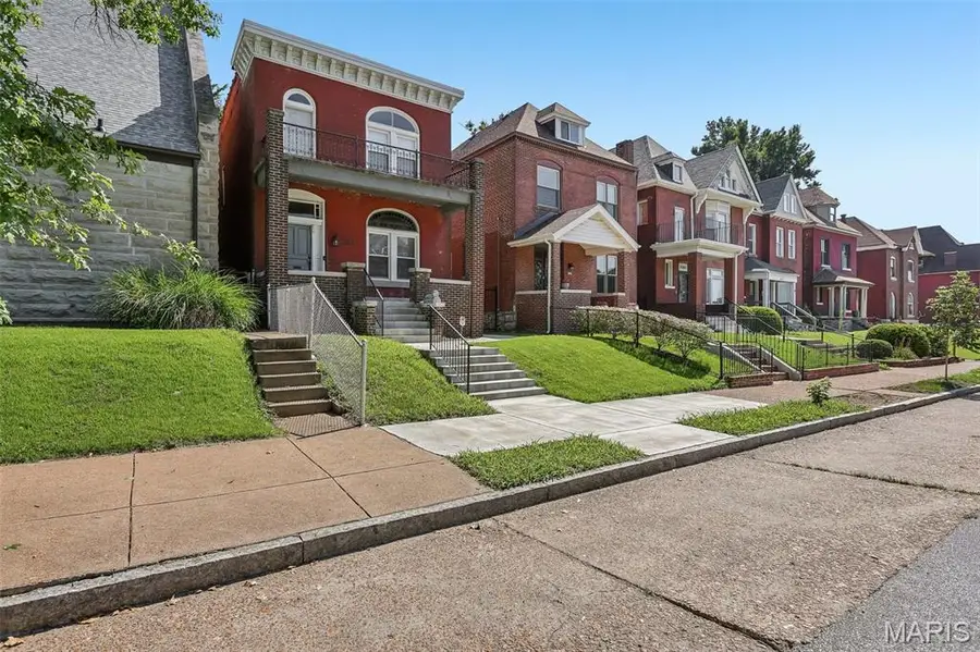 4367 Enright Avenue, Saint Louis, MO 63108 - #2