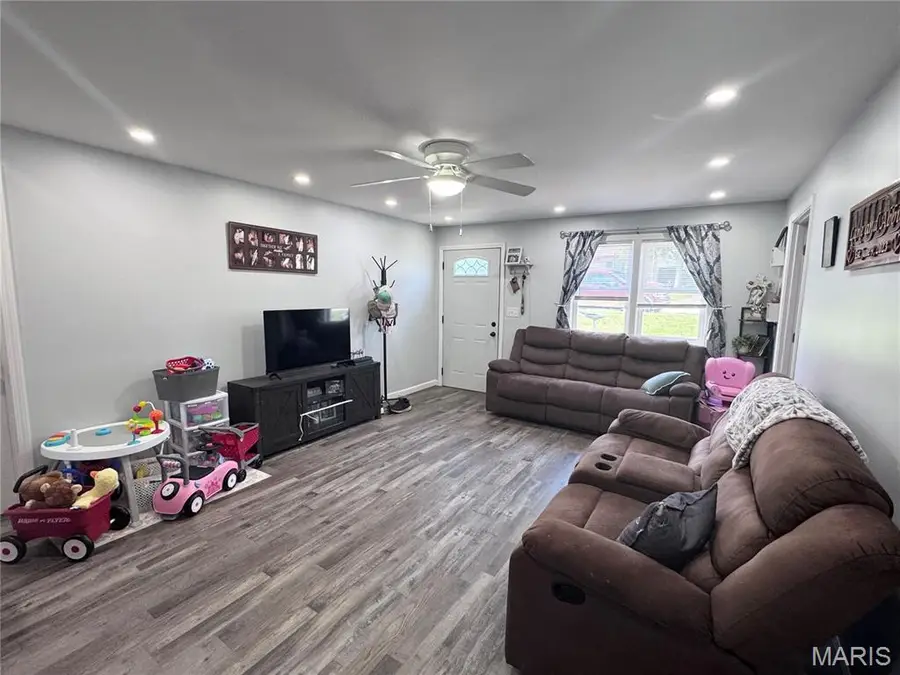 3015 Marsh Avenue, Hannibal, MO 63401 - #3