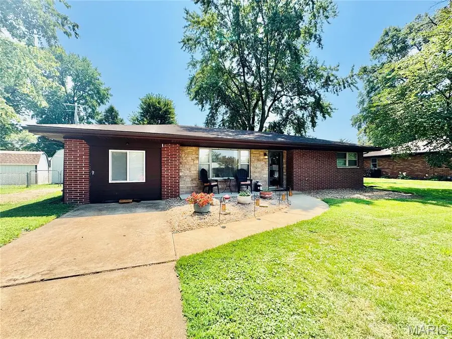 10 Flamingo Drive, Belleville, IL 62223 - #2