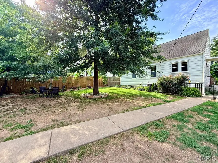 1128 W North Street, Perryville, MO 63775 - #2