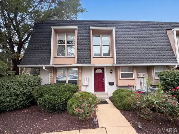 1154 Rue La Chelle Walk #1154, St Louis, MO 63141