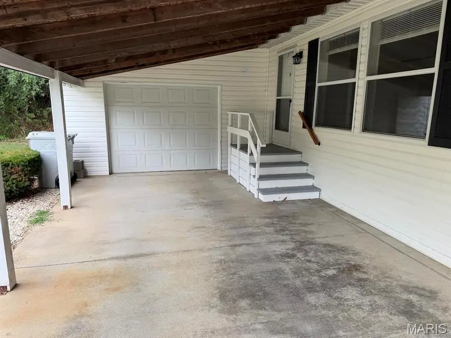 5204 Ida Drive, Belleville, IL 62223 - #2