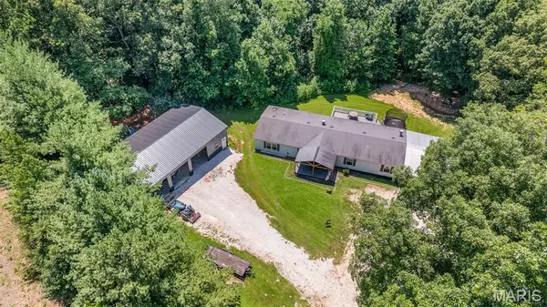 85 Logan Lane, Scott City, MO 63780