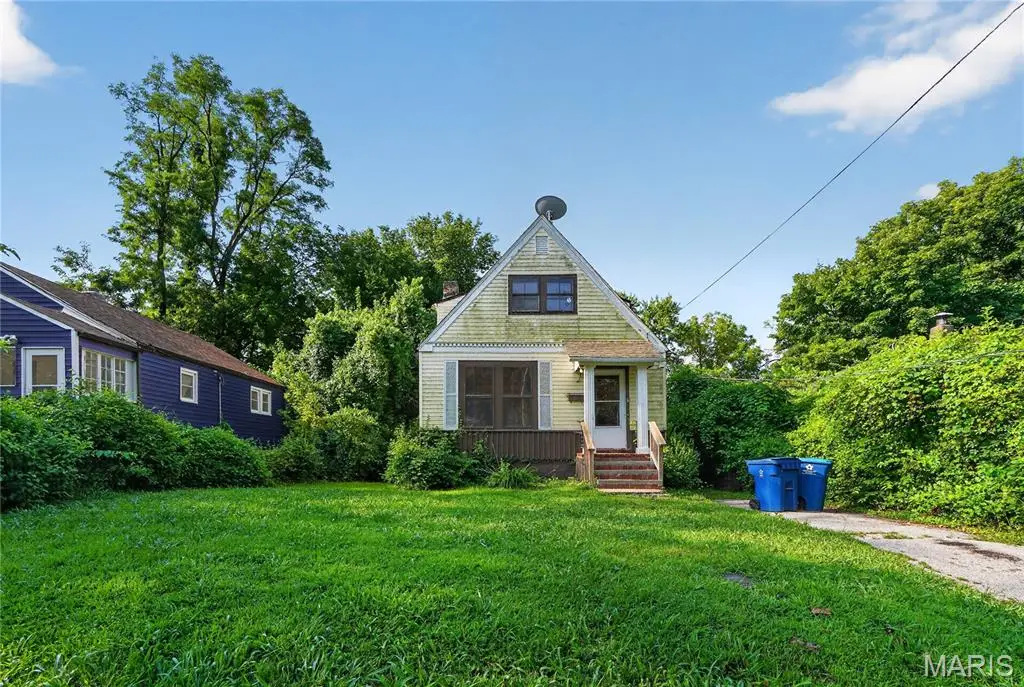422 Scenic Drive, Riverview, MO 63137 - #1