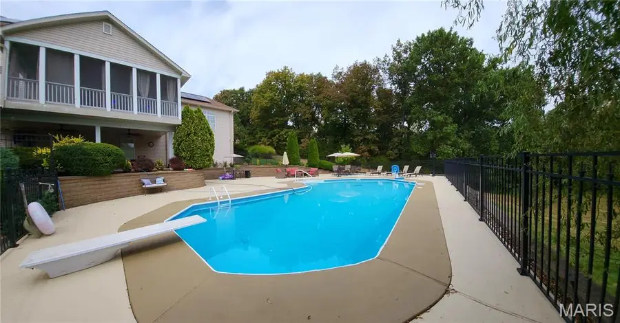 10570 Glen Oaks Drive, Festus, MO 63028 - #2