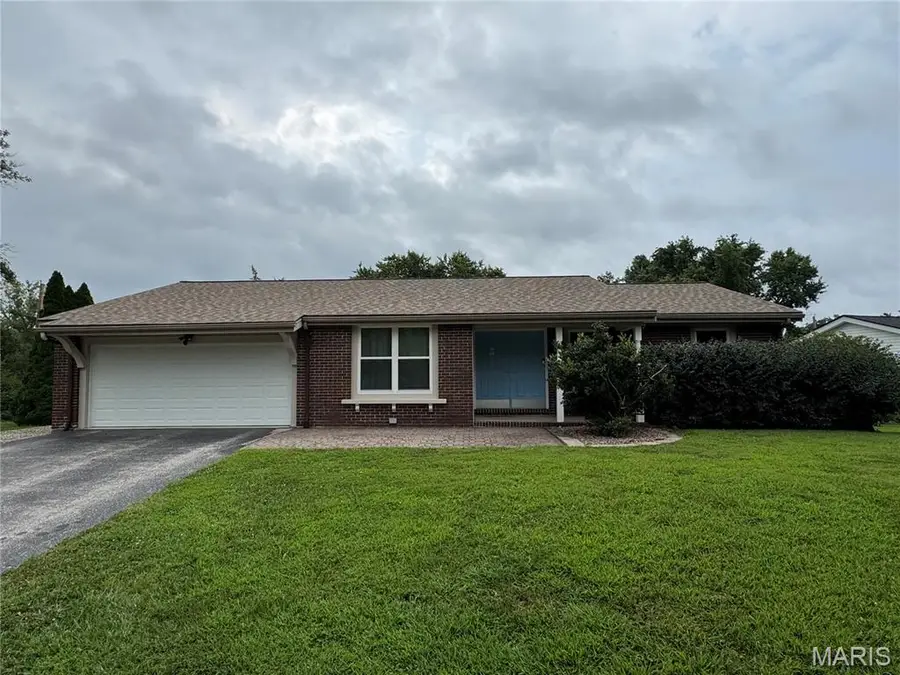 50 White Plains Drive, Chesterfield, MO 63017 - #2