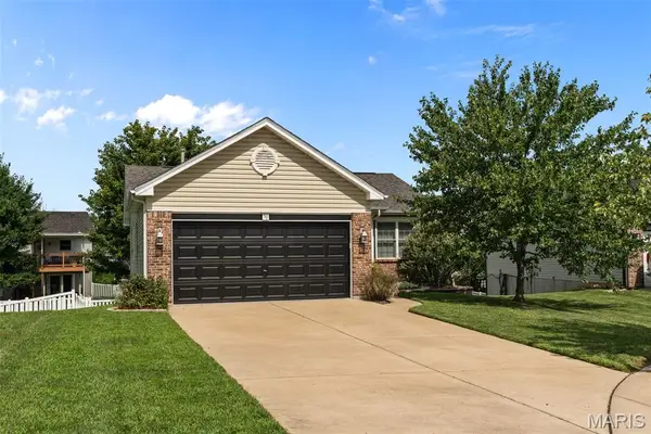 59 E Homefield Point Ct, O'Fallon, MO 63366