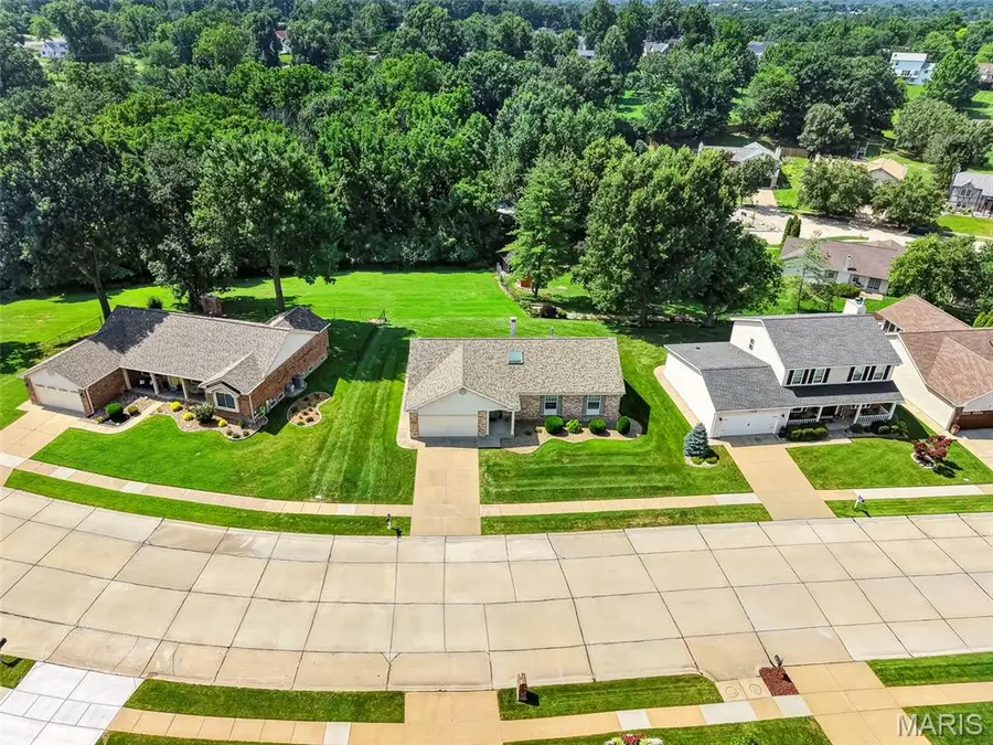 1122 Majestic Drive, Fenton, MO 63026 - #3