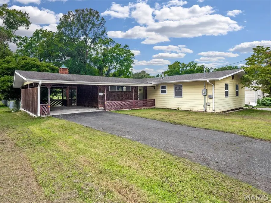 224 E O'fallon Drive, Caseyville, IL 62232 - #2