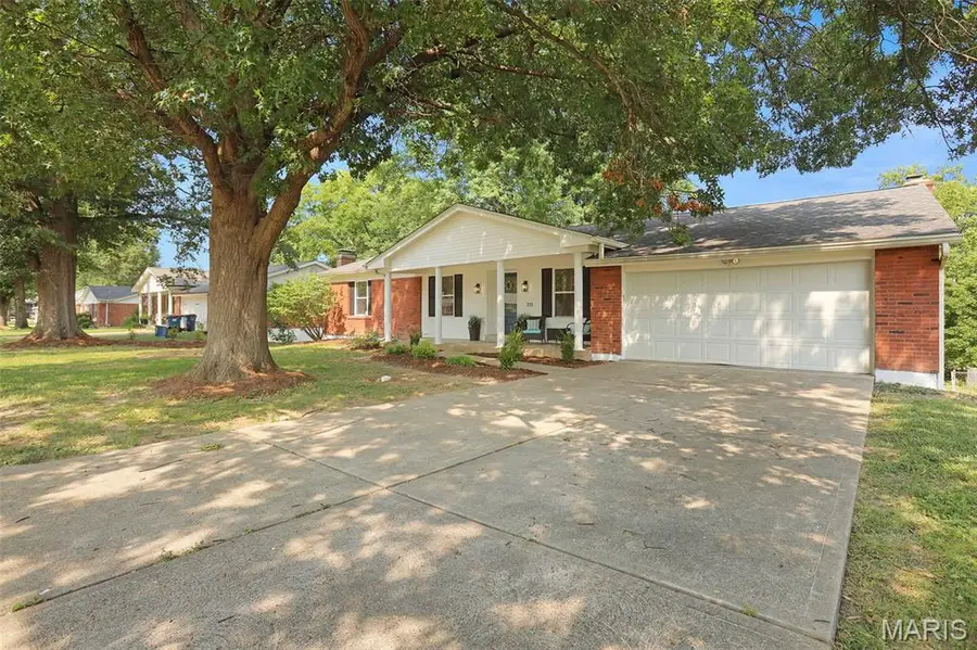 215 Ranchmoor Trail, Ellisville, MO 63011 - #3