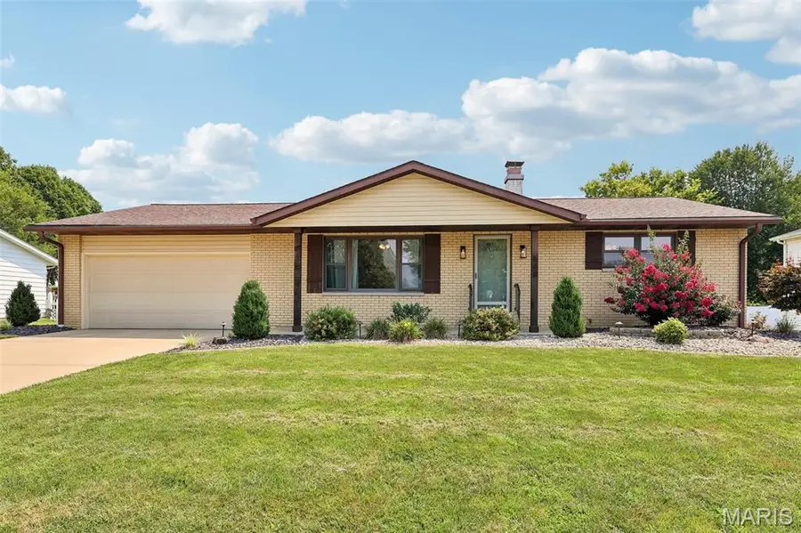 600 Roland Avenue, New Baden, IL 62265 - #3