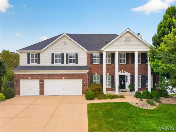 10293 Eddingham Terrace, St Louis, MO 63128