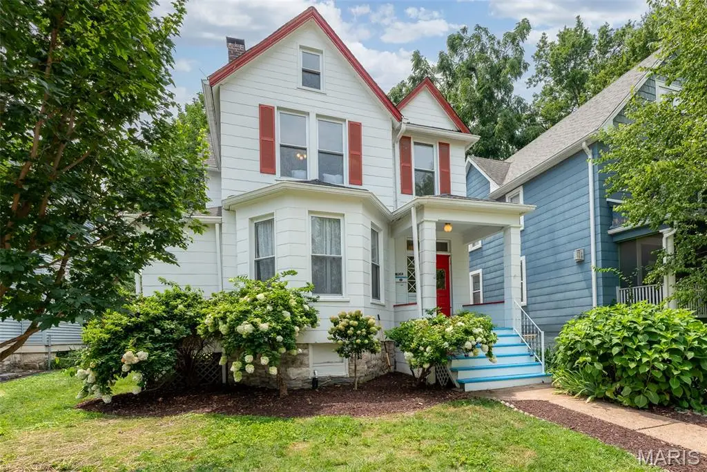 7438 Maple Avenue, Maplewood, MO 63143 - #1