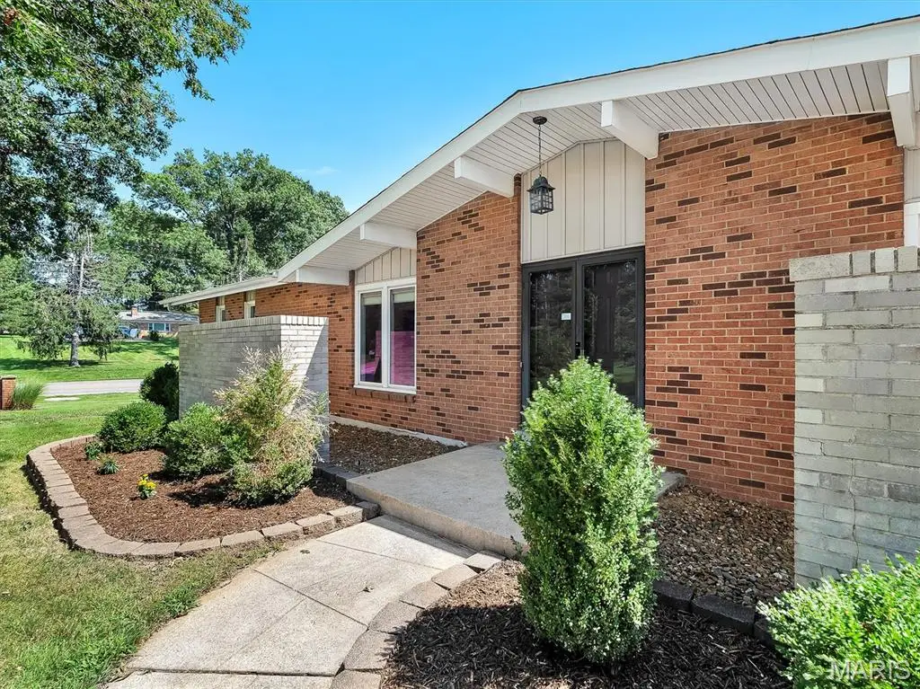 22 La Gorce Drive, Chesterfield, MO 63017 - #1