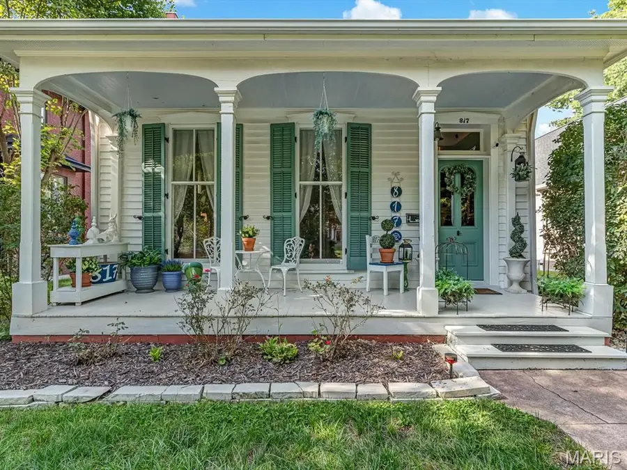 817 Saint Louis Street, Edwardsville, IL 62025 - #2