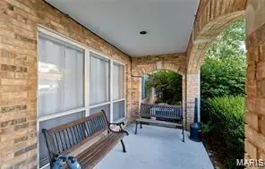 942 Guelbreth Lane #300, Creve Coeur, MO 63141 - #2