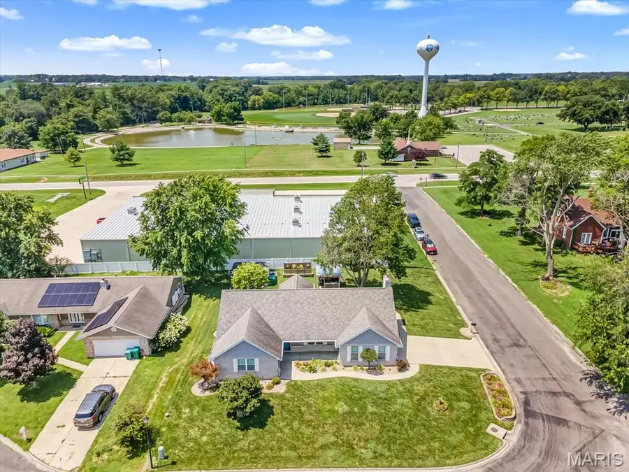 113 Suburban Drive, Smithton, IL 62285 - #3