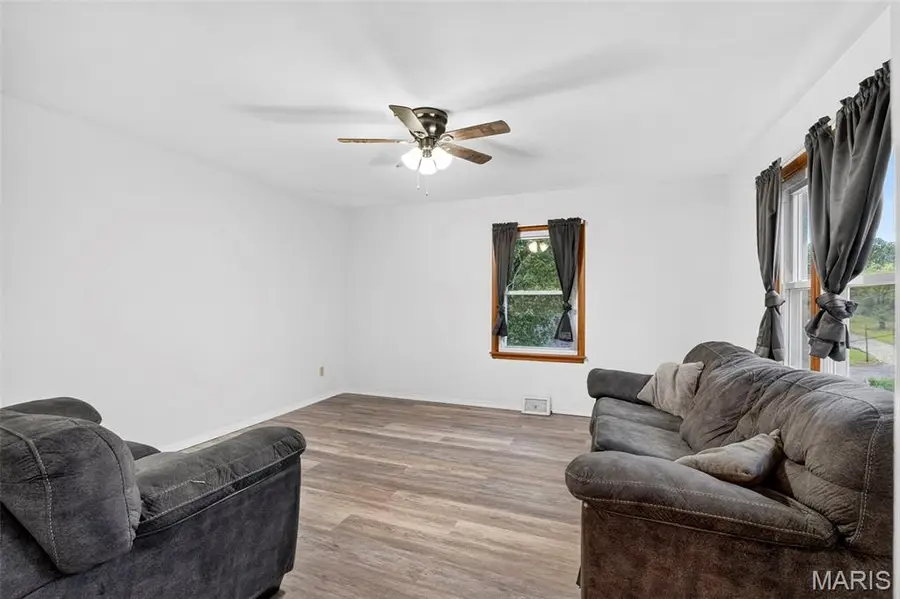 205 Locust Street, New Haven, MO 63090 - #3