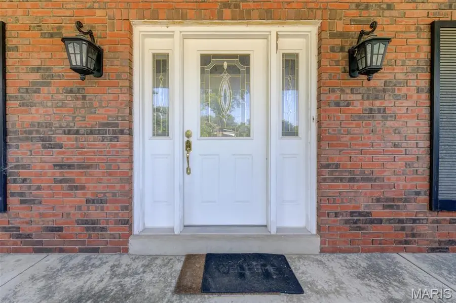 14 Lee Court, Saint Charles, MO 63301 - #2