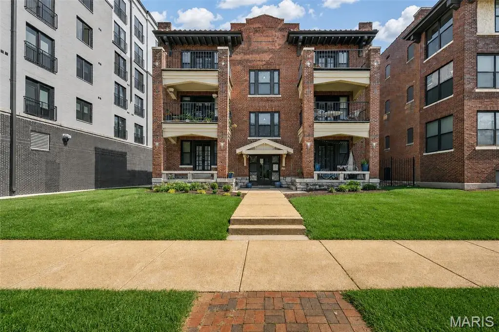 5631 Pershing Avenue #31, Saint Louis, MO 63112 - #1