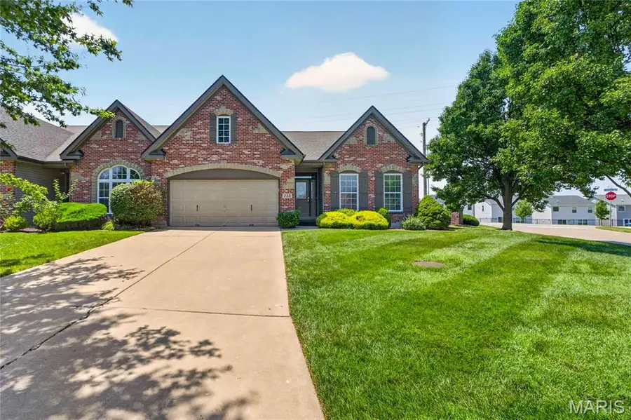 115 Long And Winding Road, Saint Peters, MO 63376 - #3