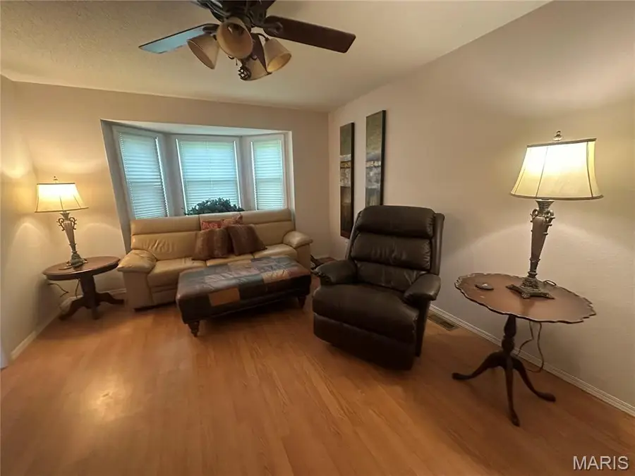 1990 Longview Drive, Cape Girardeau, MO 63701 - #3