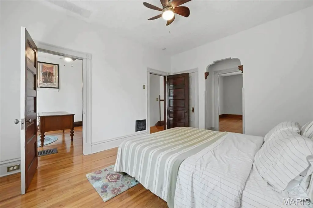 3625 Juniata Street, Saint Louis, MO 63116 - #1