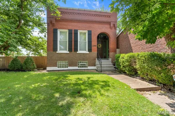 3728 Phillips Place, St Louis, MO 63116