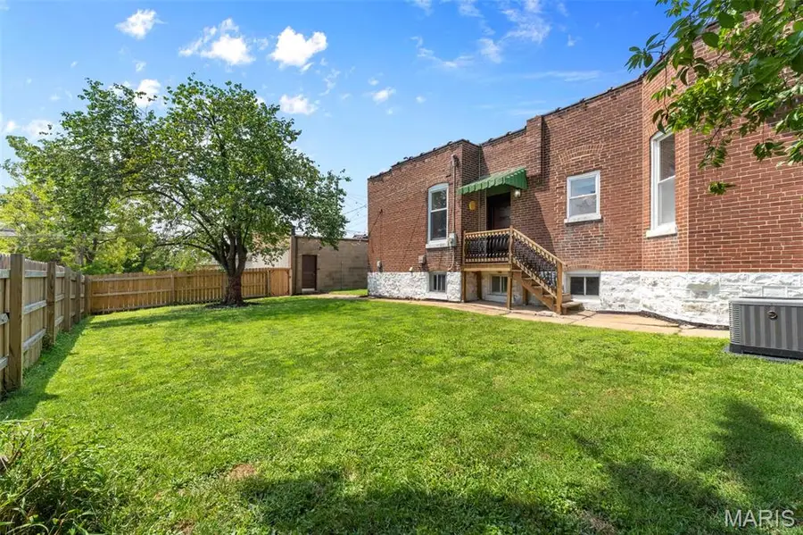 3728 Phillips Place, Saint Louis, MO 63116 - #2