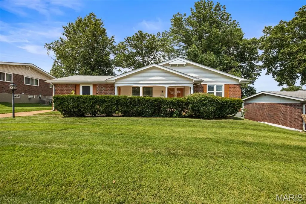 3985 Fairway Drive, Florissant, MO 63033 - #1
