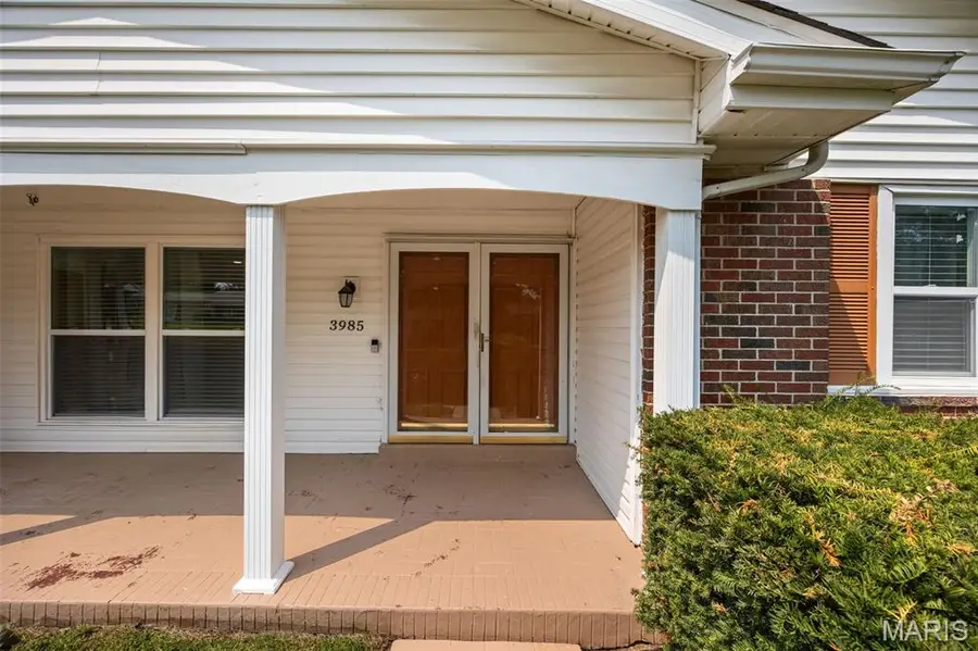 3985 Fairway Drive, Florissant, MO 63033 - #2