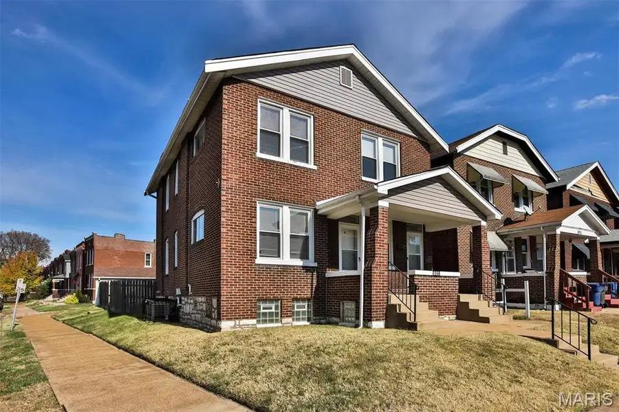 3027 Magnolia Avenue, Saint Louis, MO 63118 - #2