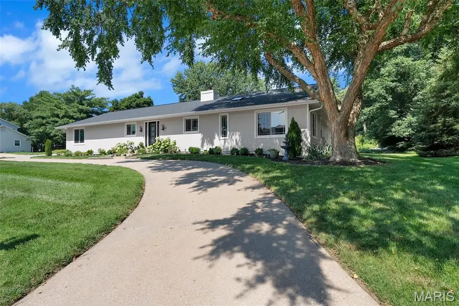 11 Rue Grand Drive, Lake Saint Louis, MO 63367 - #3