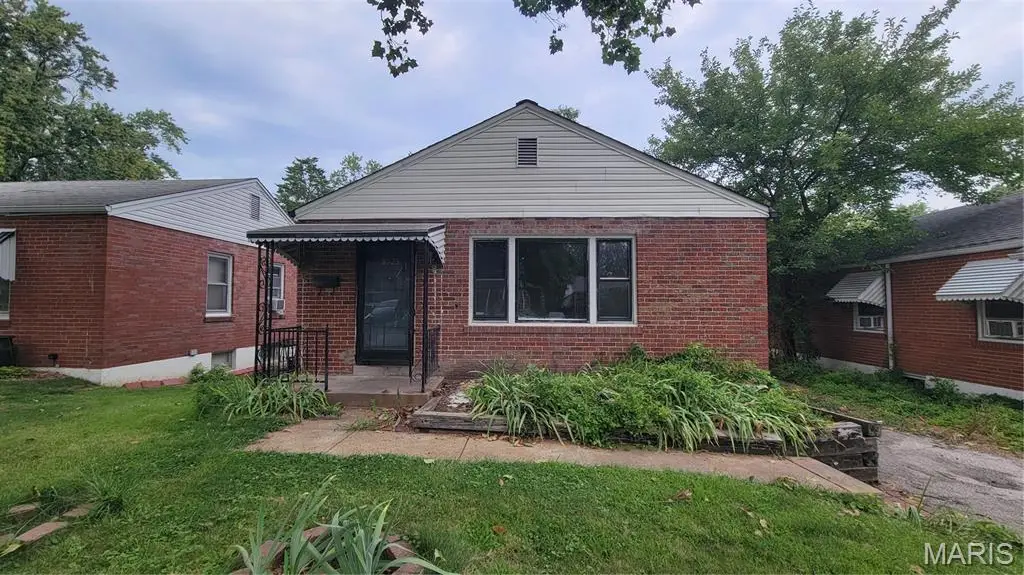 8525 Appleton Drive, University City, MO 63132 - #1