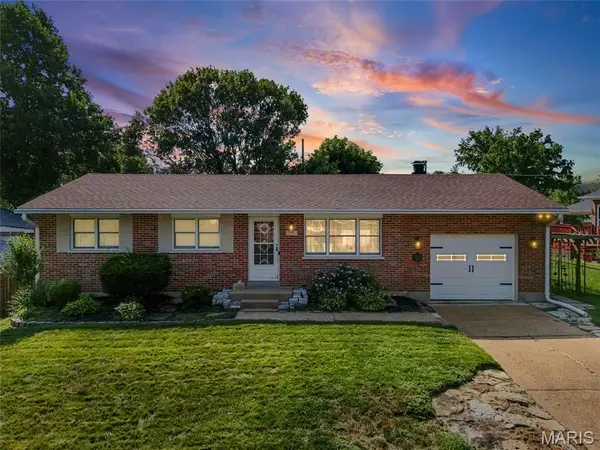 2106 Box Drive, St Louis, MO 63125