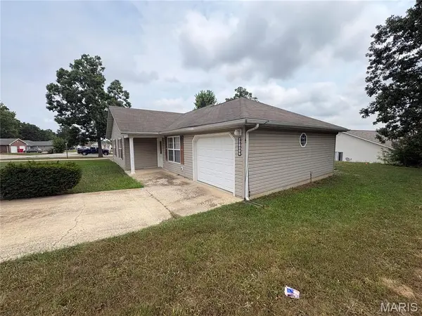 22630 Hollow Oak Lane #B, St Robert, MO 65584