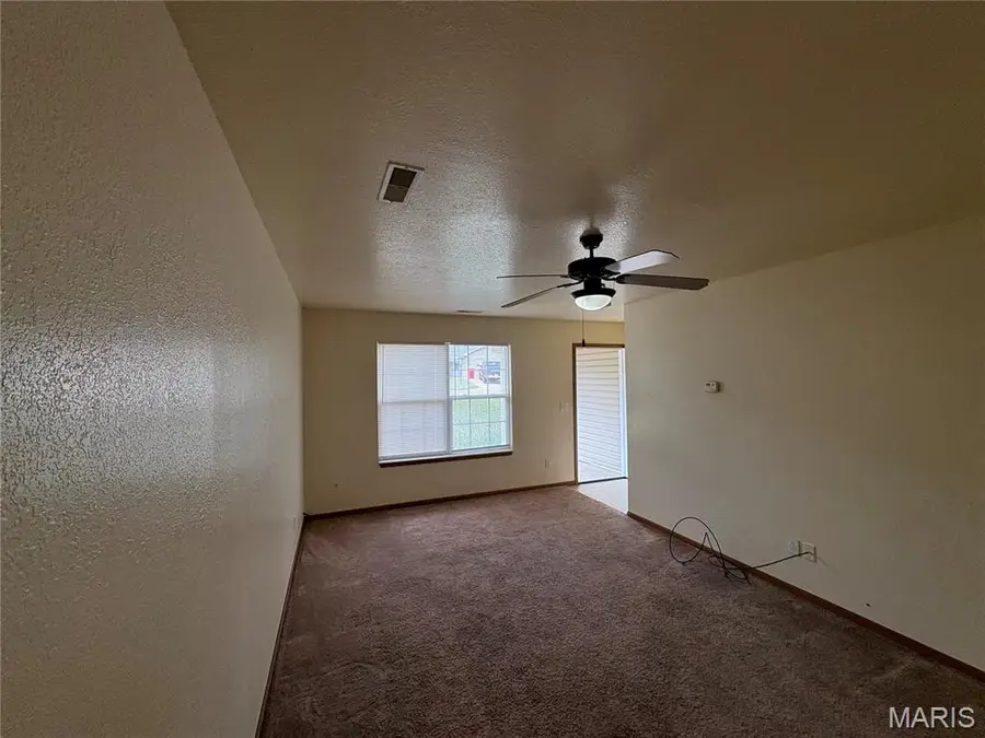 22630 Hollow Oak Lane #B, Saint Robert, MO 65584 - #3
