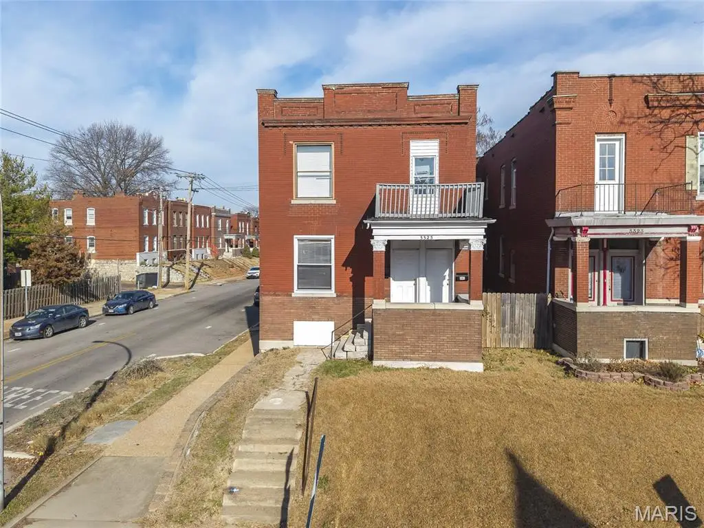 3325 Chippewa Street, Saint Louis, MO 63118 - #1