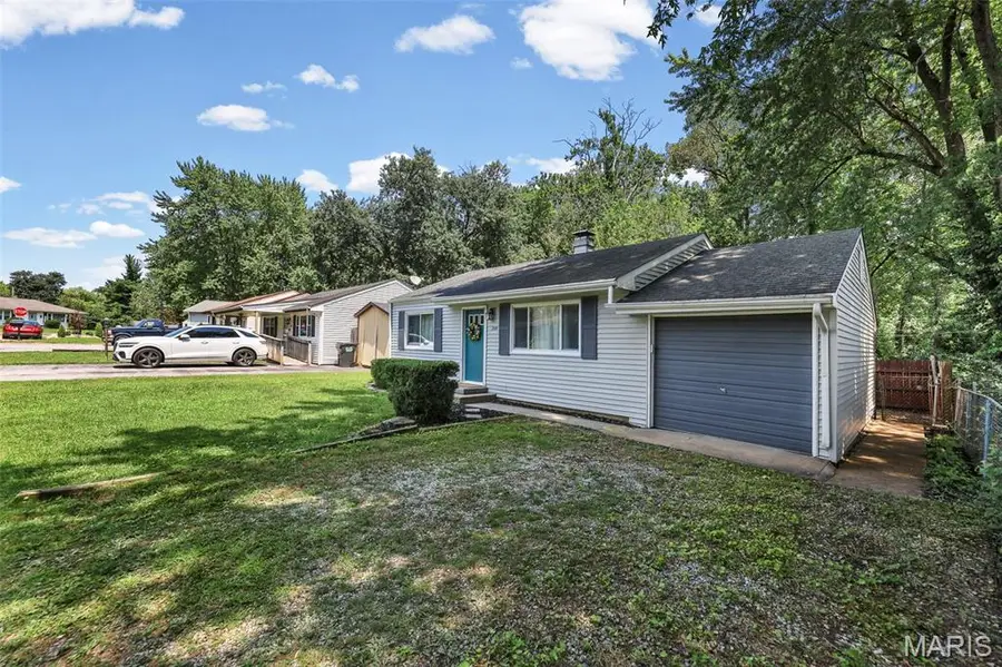204 Lucinda Drive, Fairview Heights, IL 62208 - #3