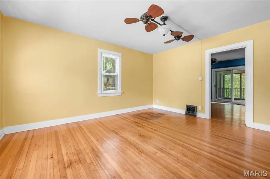 419 Cass Avenue, Edwardsville, IL 62025 - #2
