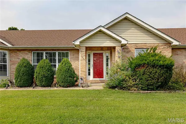 4870 Country Club Drive, High Ridge, MO 63049