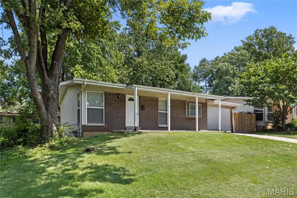 1105 Apache Drive, Florissant, MO 63033 - #1